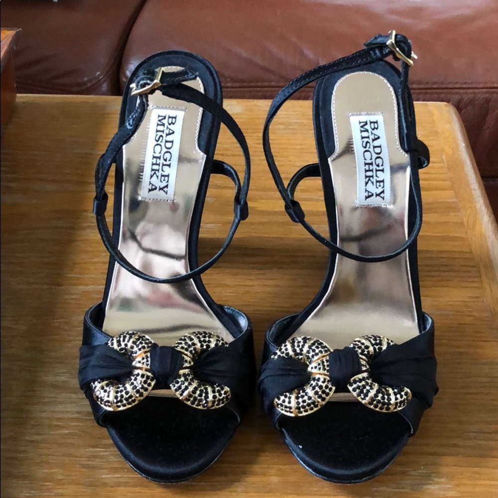 Badgley Mischka black heels